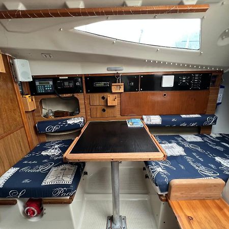 Nuit Insolite Sur Un Bateau Au Havre Le Havre Bagian luar foto